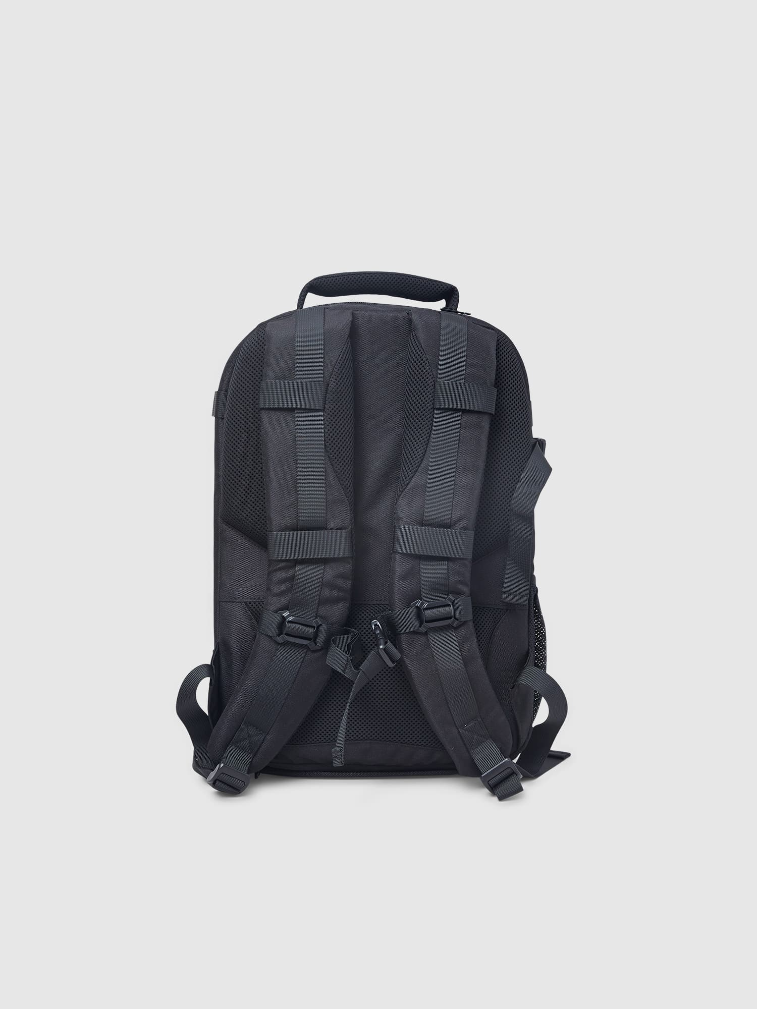 https://s3.amazonaws.com/a.storyblok.com/f/247851/a72709a3c1/backpack-bp1-v2-2.jpg